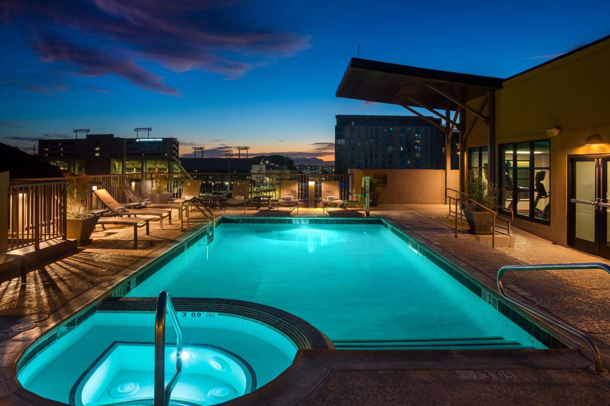 Residence Inn By Marriott Tempe Downtown/University Екстериор снимка